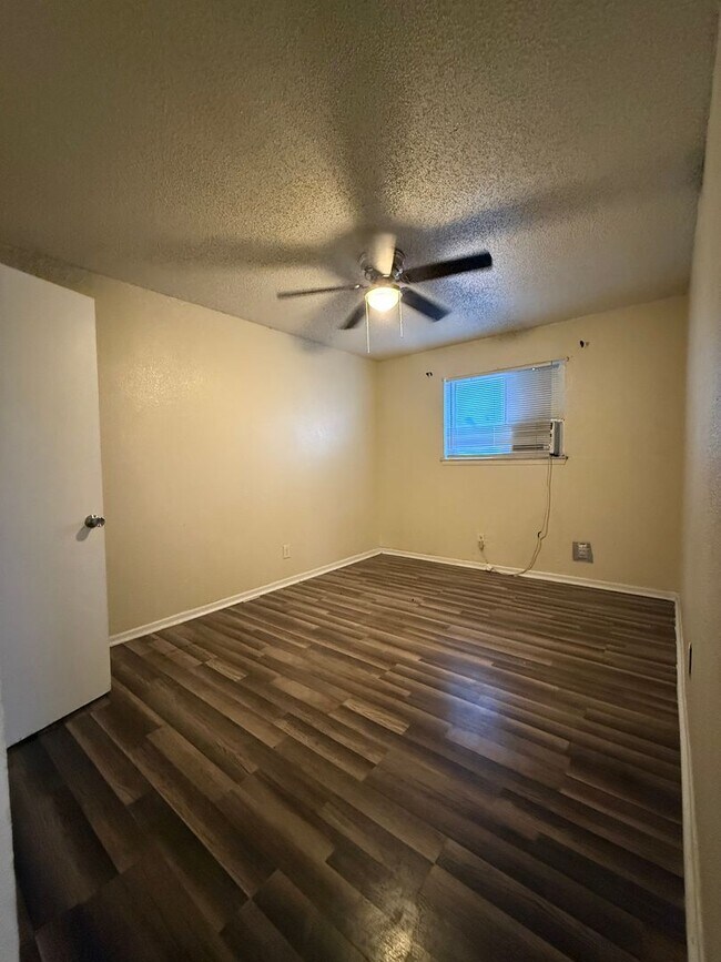 Photo - ALL UTILITIES INCLUDED in Cozy and Convenient 1 bedroom Unit 108
