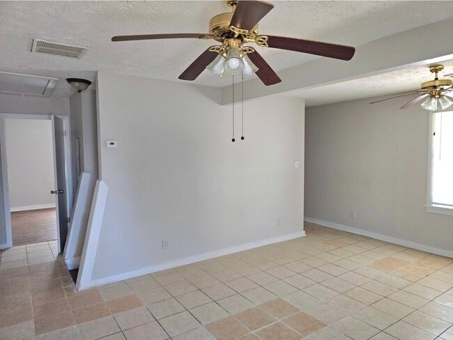 Photo - 422 Meriwether St