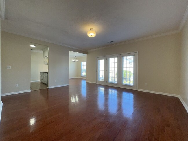 Convenient Newly Remodeled Condo - Convenient Newly Remodeled Condo