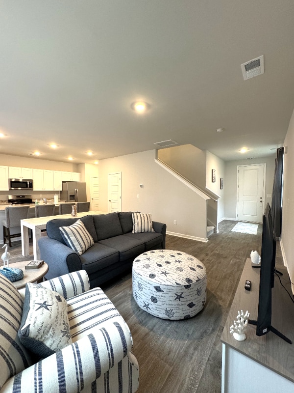 Photo - 145 Cypress Holw Dr