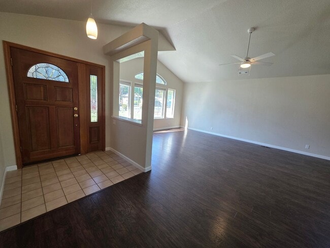 1229 NW Conklin Ave