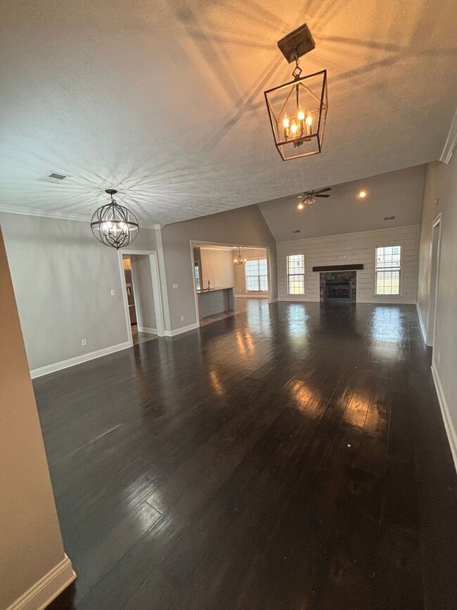 32 Nathan Dr