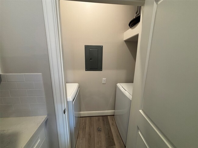 Photo - 504 Nursery Rd Unit 1207