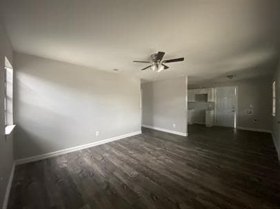 Photo - 1124 F Avenue