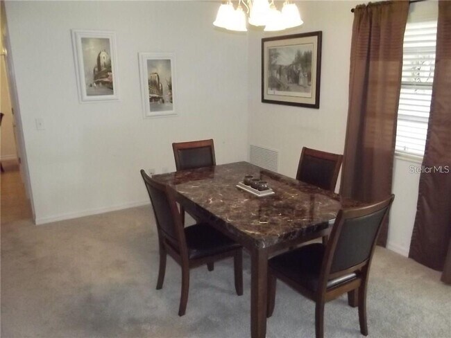 Photo - 2022 Chesapeake Pl