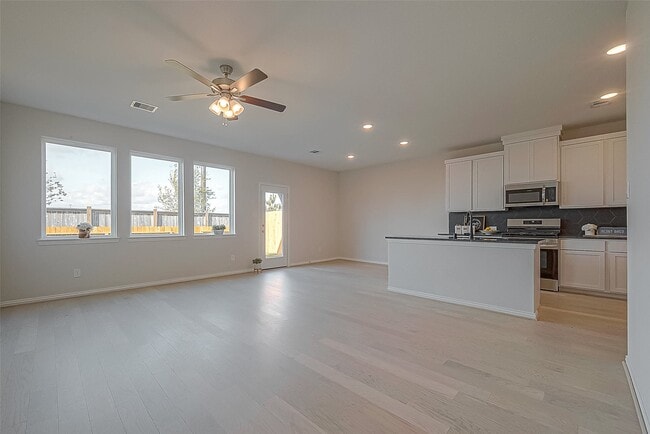 Photo - 27826 Western Crk Ct