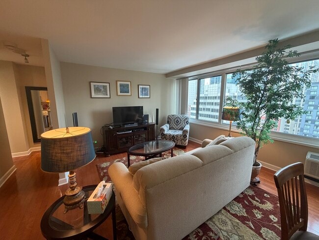 Photo - 211 E Ohio St Unit 2425