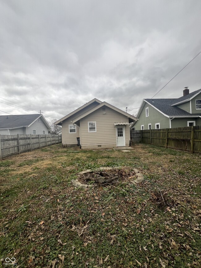 Photo - 2707 E Lynn St