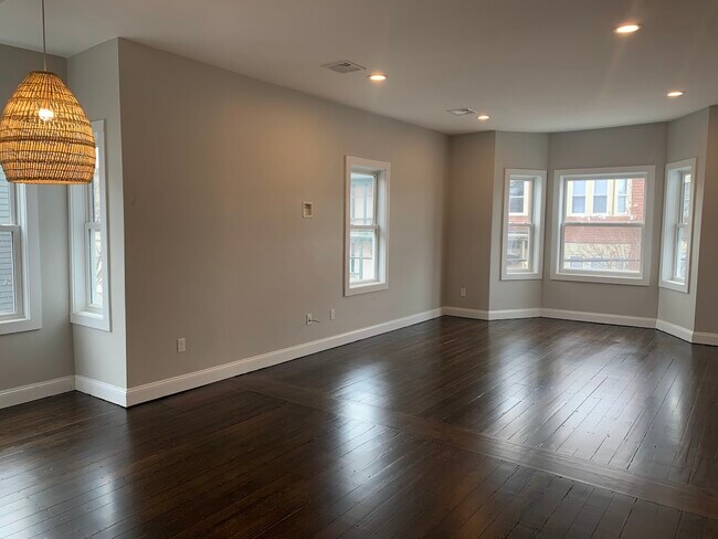 Photo - 153 Almy St Unit 1