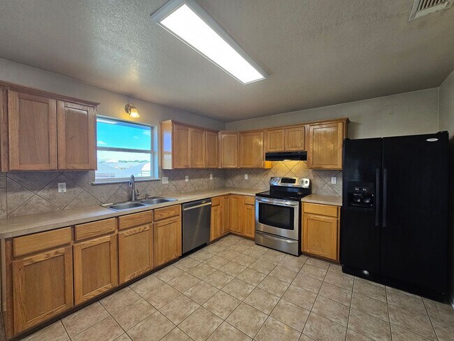 3701 Fox Glove Ln