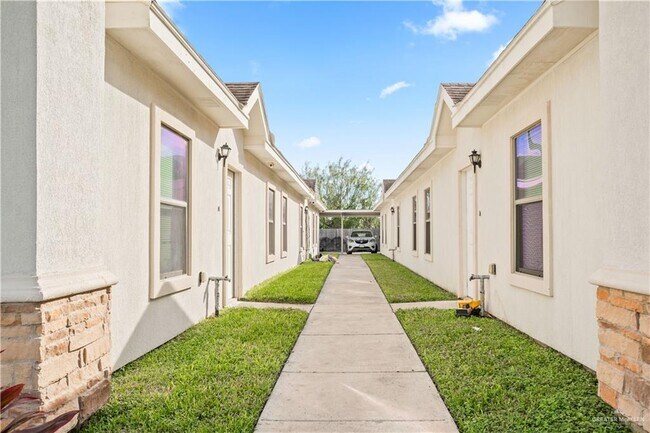 Photo - 18 N Ebony St Unit #2