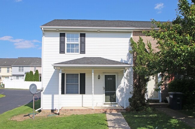 Photo - 1041 Oriole Ln House