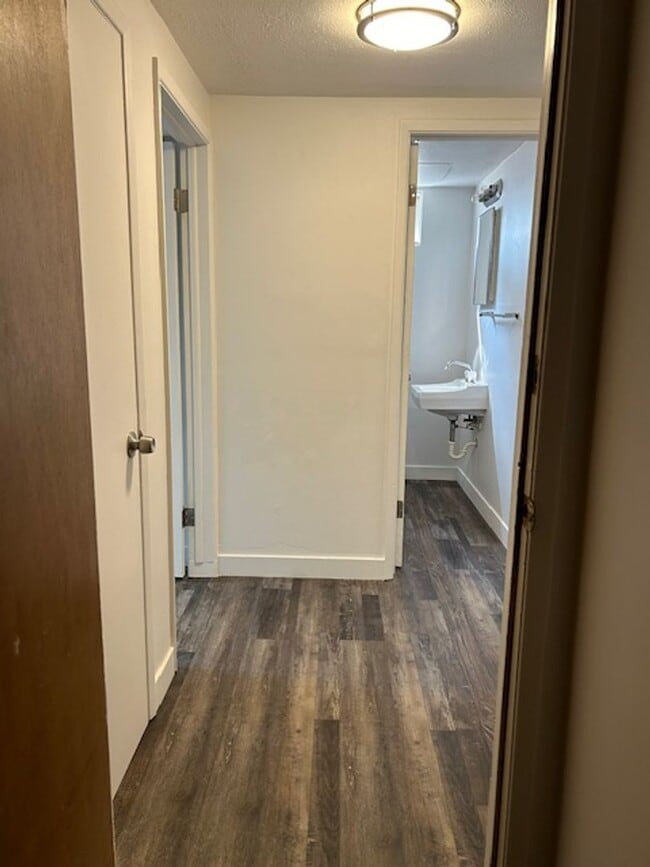 Photo - 418 Lola Ln Unit 418 1/2