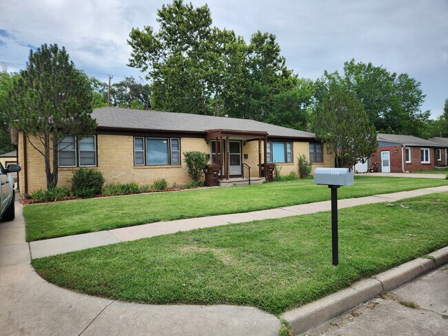 Photo - 1770 N Old Manor Rd