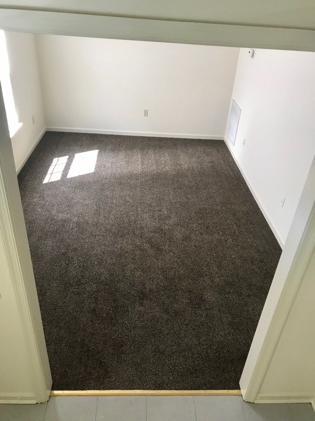 Photo - 1409 Varsity Ln