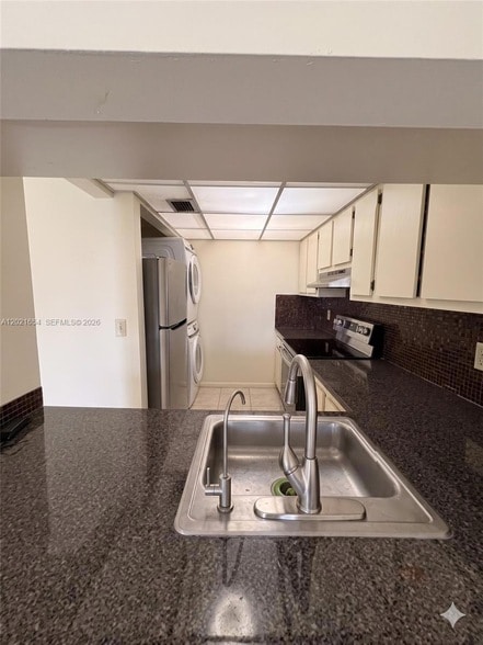 Photo - 10038 Winding Lake Rd Unit 204