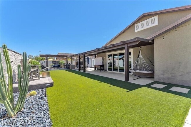 Photo - 232 Star Ruby Ct