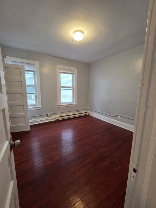 Photo - 54 Crown St Unit 2