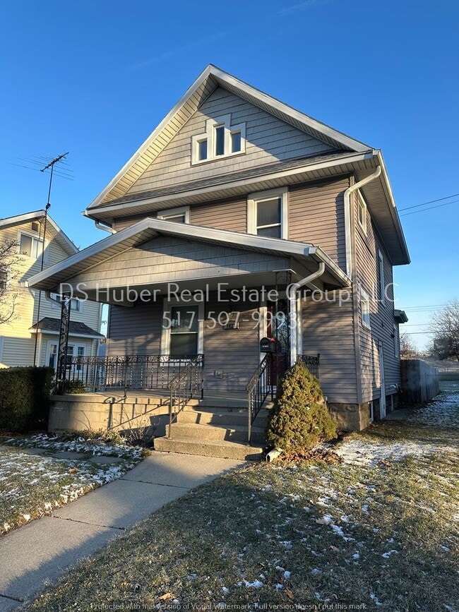 Building Photo - 1027 Climax St