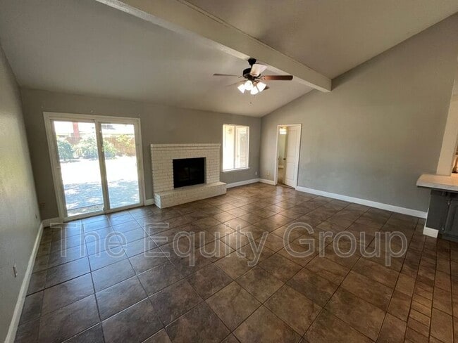 Photo - 4907 W Howard Ave