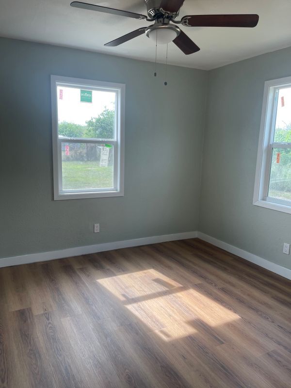 Photo - 5994 Southmost Rd