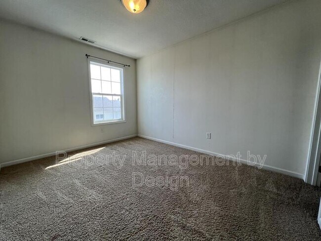 Photo - 5891 Marble Cir