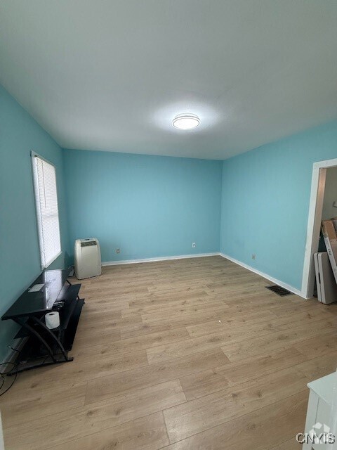 Building Photo - 512 Milton Ave Rental