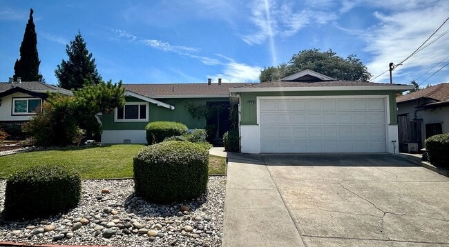 4227 Veronica Ave