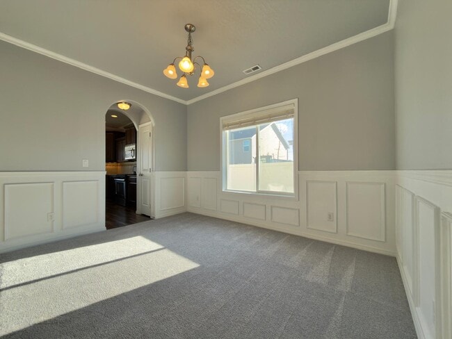 Photo - 515 S King St