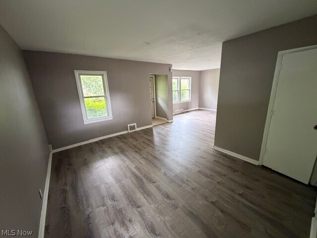 Photo - 9615 Cardwell Ave Unidad Rear