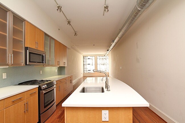 Photo - 239 Market St Unit 2