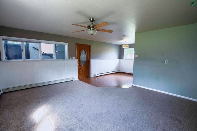 Photo - 1211 Nineteenth Avenue