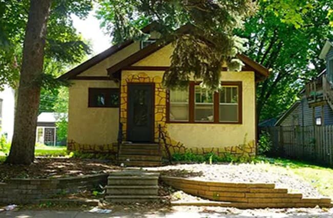 Building Photo - Affordable six bedroom house close to U of...