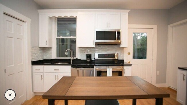 Photo - 7 Story St Unit 2