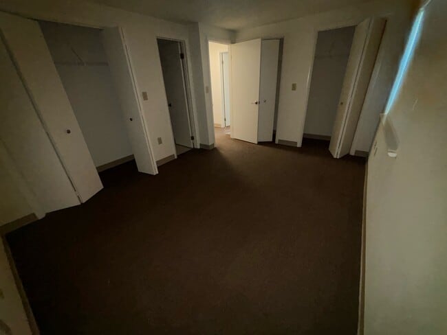 2453 Kingston Ct Unit Kingston Court