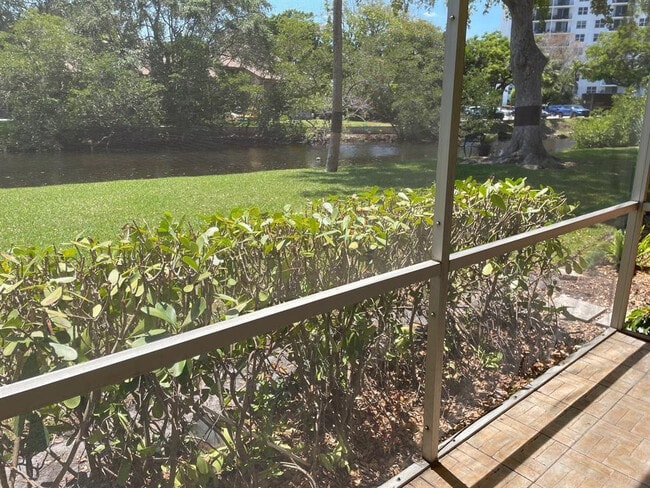 Photo - 140 NE 19th Ct Unidad 115E