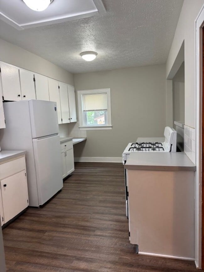 Photo - Large 3 Bedroom home with 2 car garage