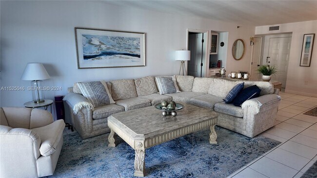 Photo - 1201 S Ocean Dr Unidad 1903S