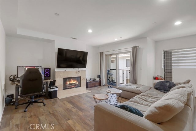 Photo - 1611 W 208th St