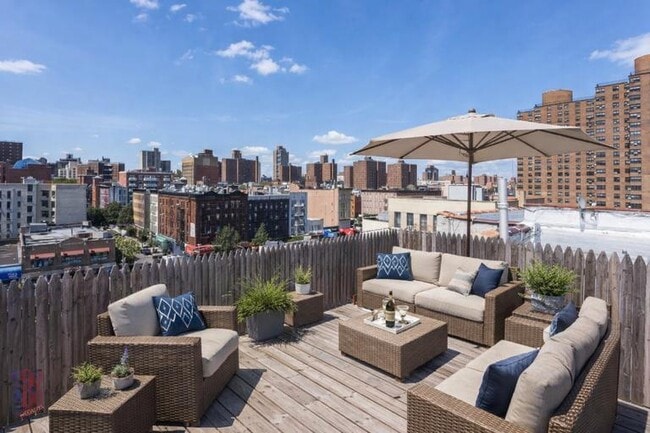 Photo - 212 E 105th St Unit 21