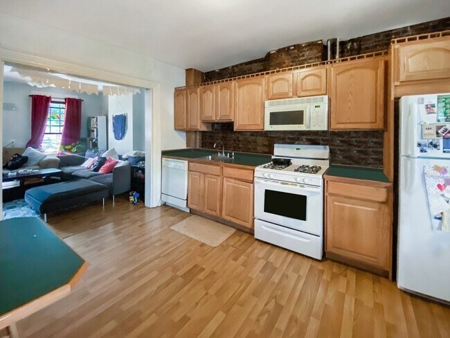 Photo - 363 W 3rd St Unit 1