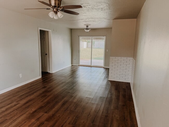 Photo - 6336 N Hammond Ave