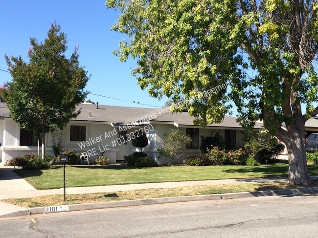 Photo - 1181 Royal Oak Rd
