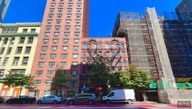 Building Photo - 221 E 23rd St Unit 11 Rental