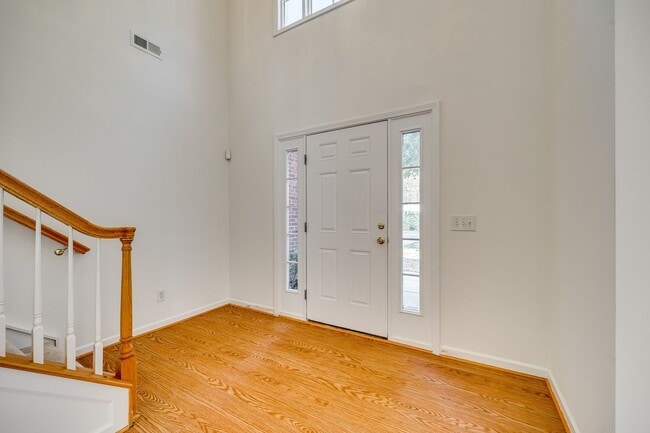 Photo - Beautiful 3 bedroom 2.5 bath home in Williams Glenn Community in Charlotte with Primary on the main.