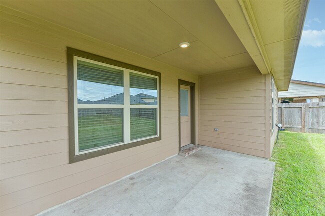 Building Photo - 2731 Bergen Bay Ln