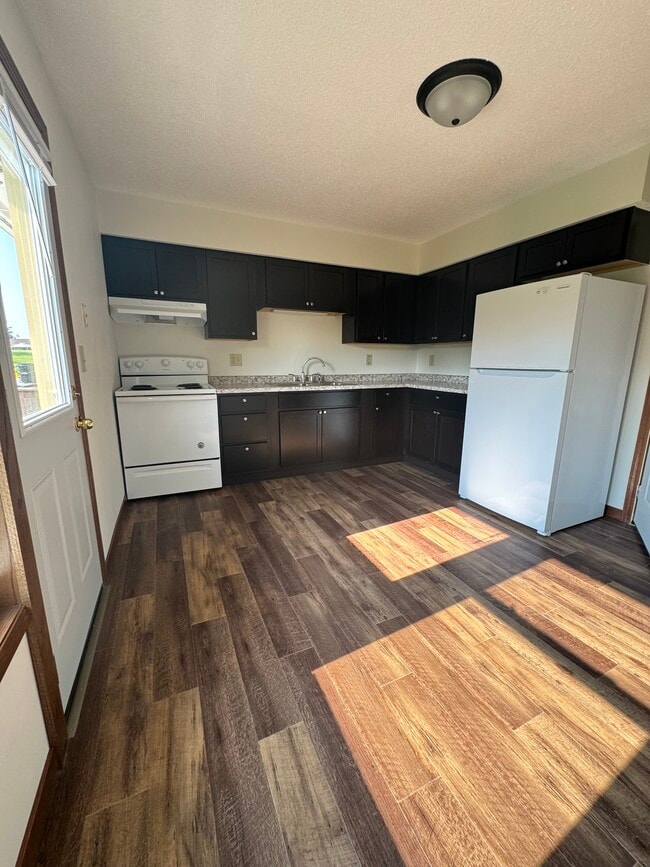 Photo - 4132 Mary Pl