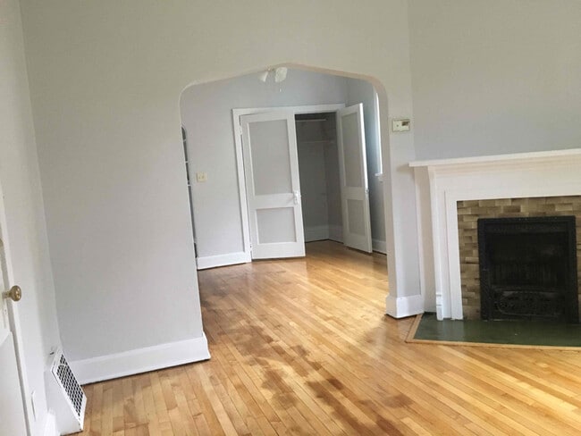 Photo - 1207 E 4th St Unit 1207