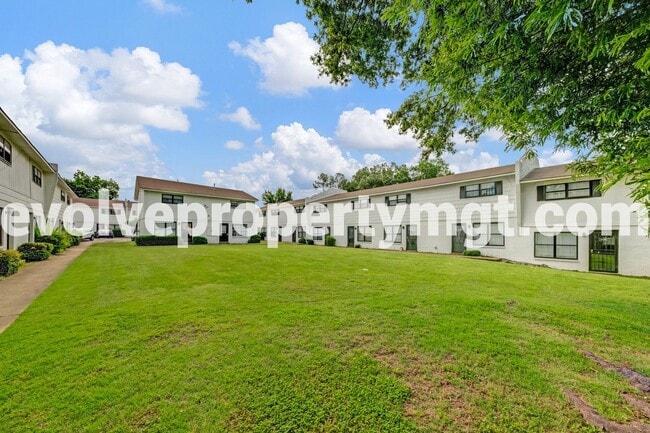 Building Photo - 3440 Pruett Ct Rental