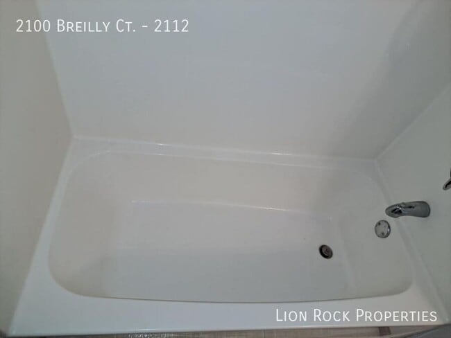 Photo - 2100 Breilly Ct Unit 2112